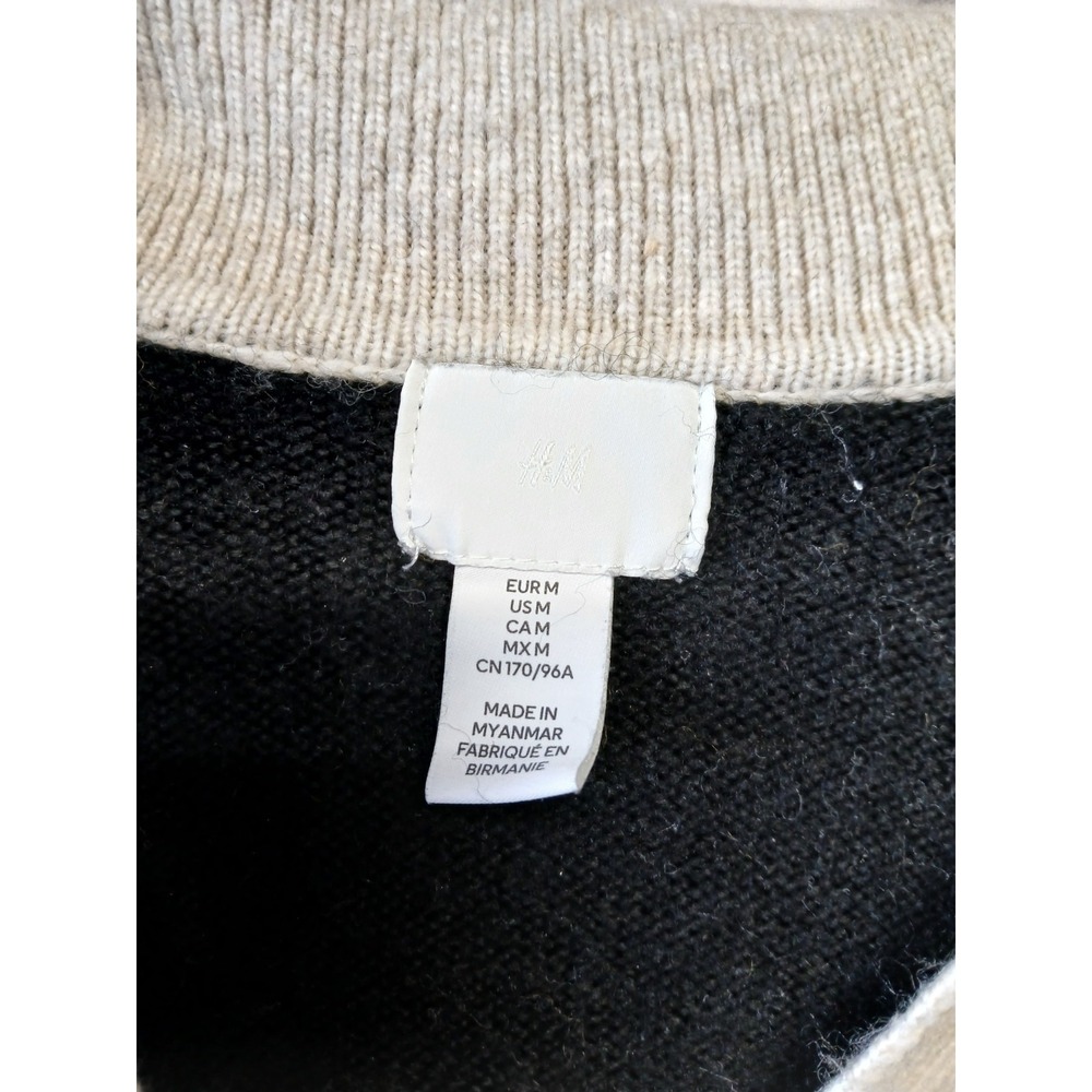 H‎ & M Wool Blend Black and White Striped V-Neck Sweater Womens Medium Collared - Picture 3 of 11